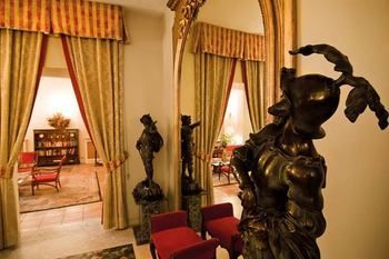 Due Torri Hotel