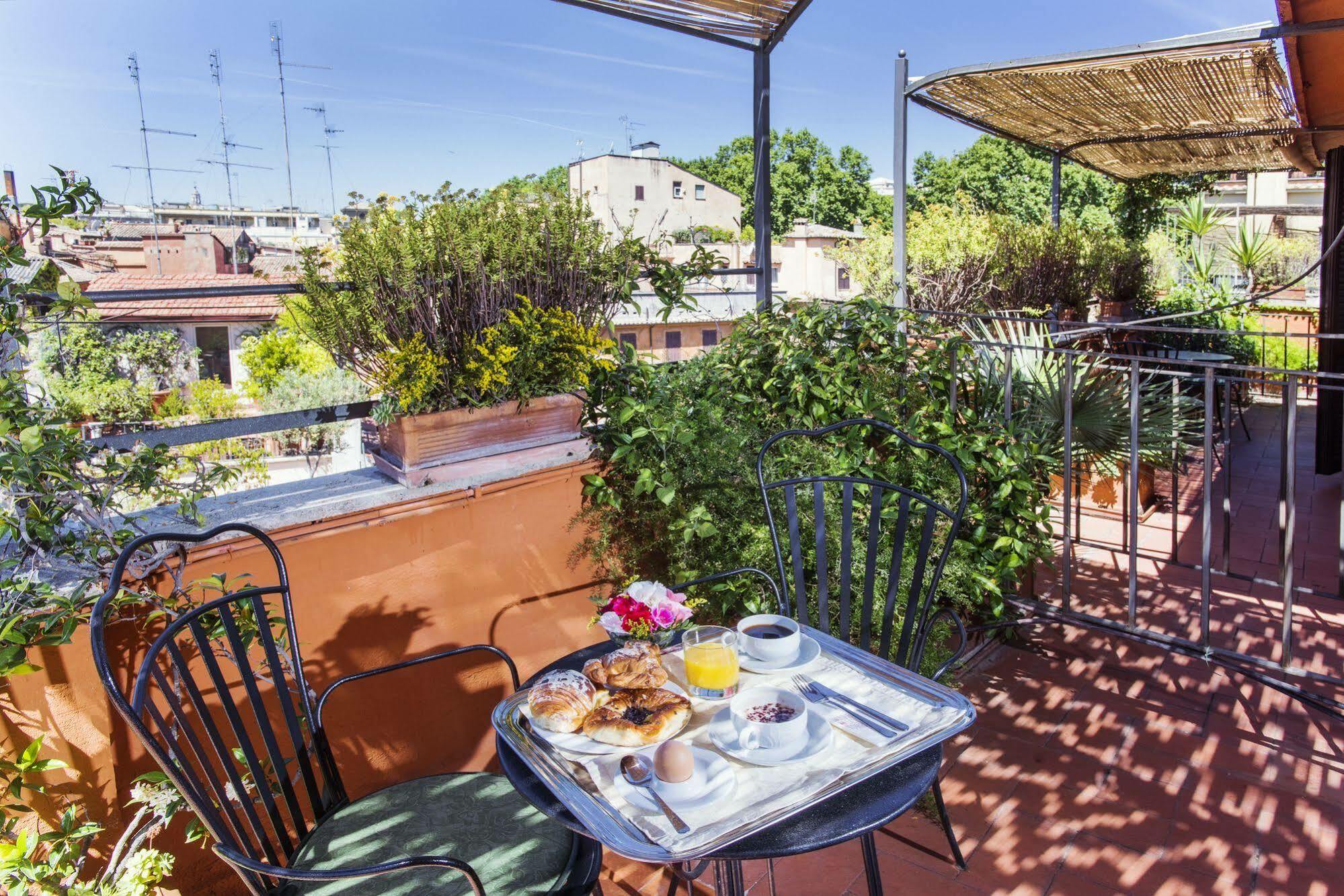 Due Torri Hotel 3*
