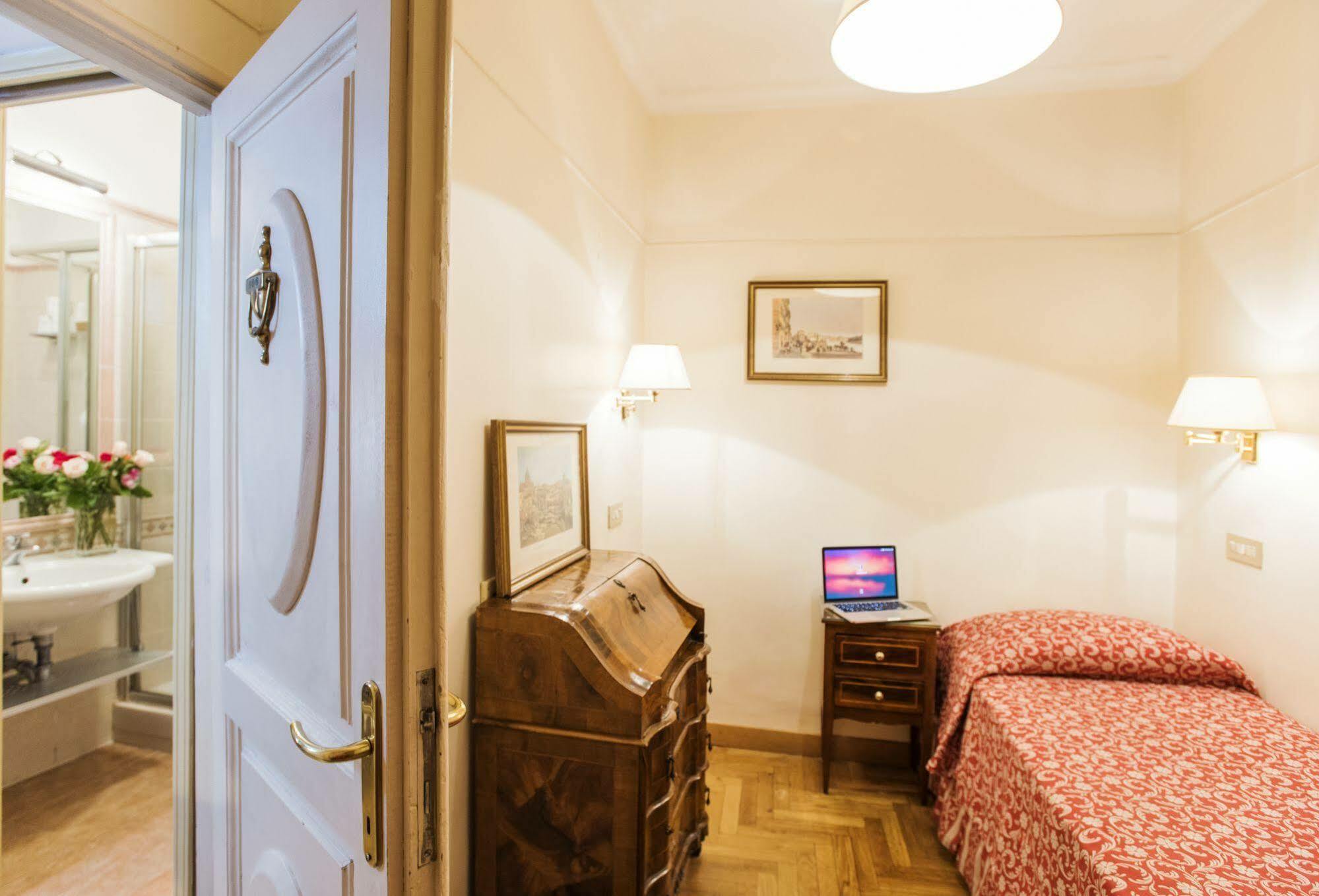 Due Torri Hotel