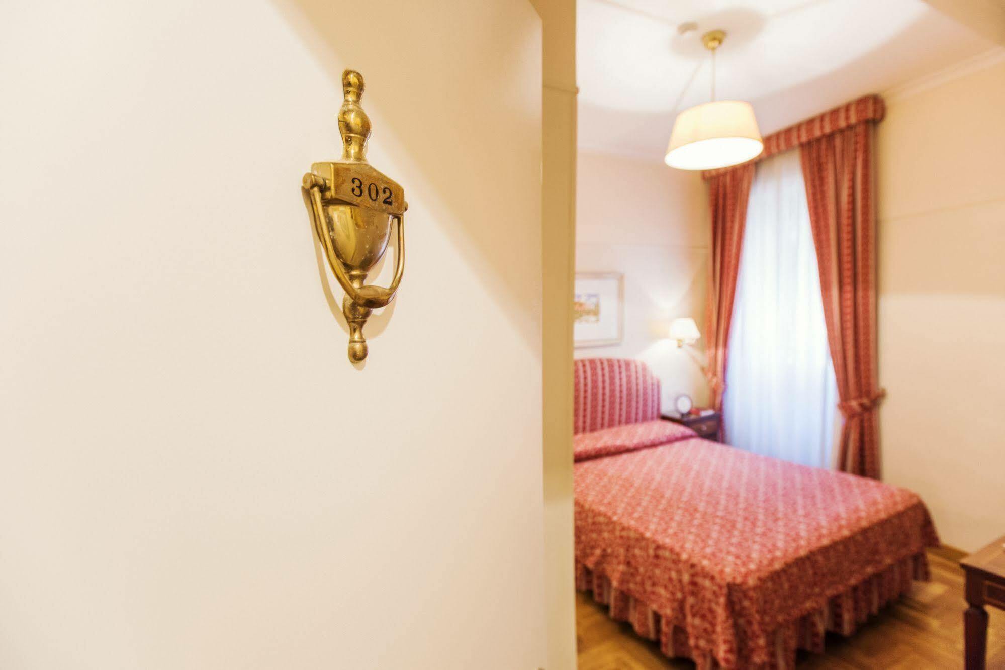 Due Torri Hotel 3*
